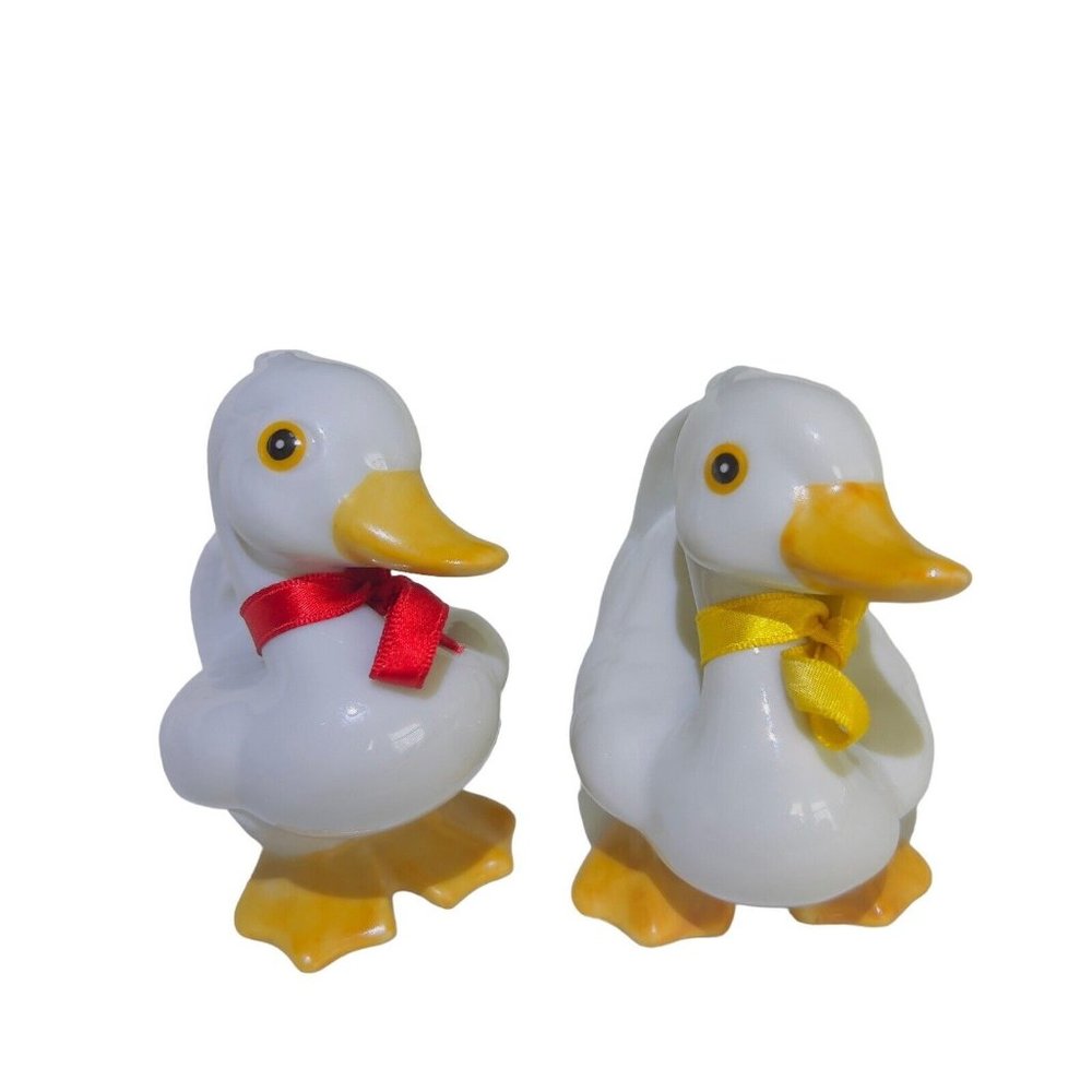 VTG Homco Ducks 3" White Ceramic Porcelain Bows‎ Collectible Set Of 2 Taiwan